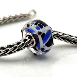 TROLLBEADS Blue Black White Unique LAA 925S NEW Condition